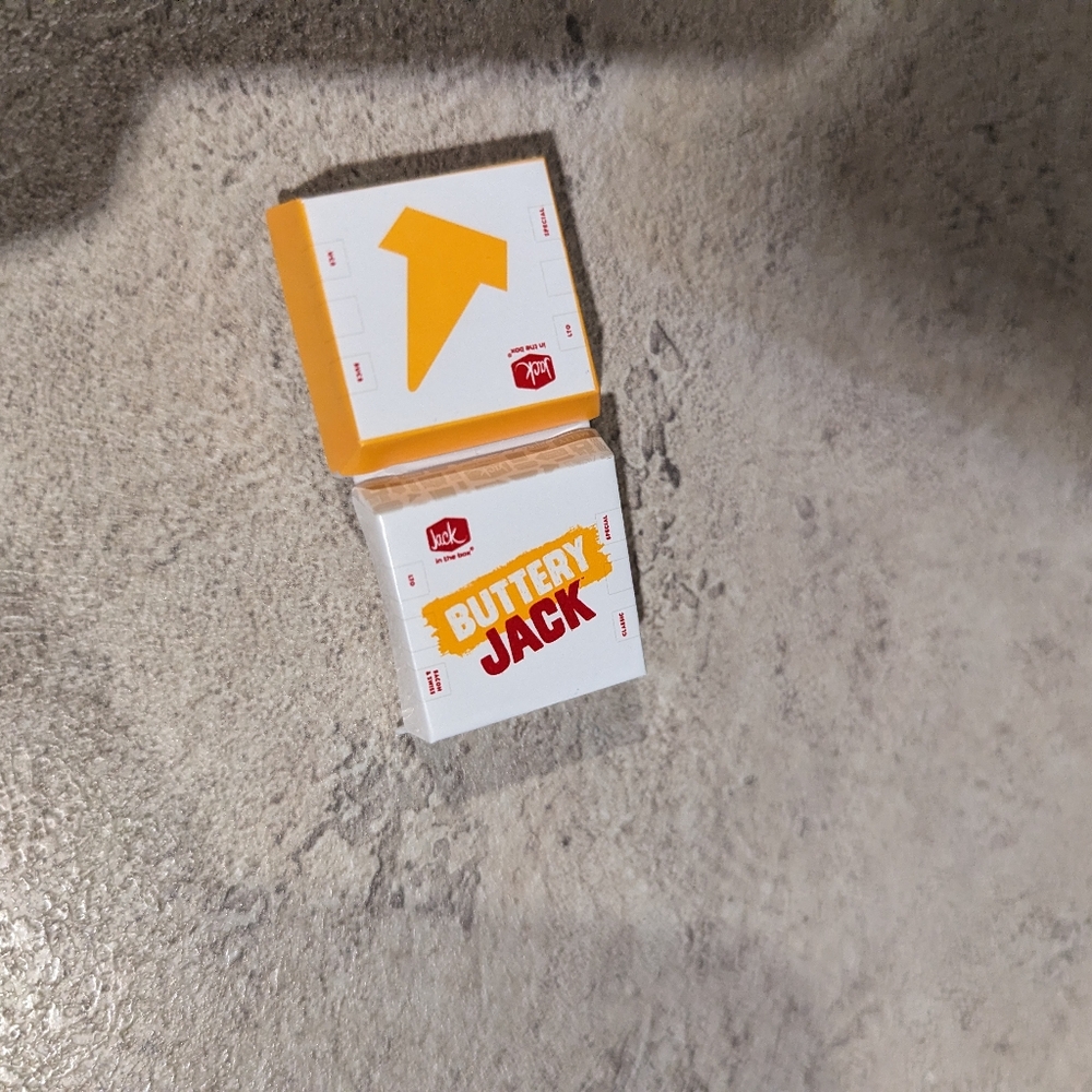 Mini brands - Picture 2 of 2